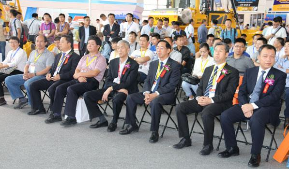 山推、混凝土、混凝土機(jī)械、混凝土機(jī)械應(yīng)用技術(shù)