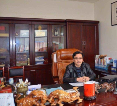 混凝土、倪文勇