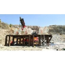 超細磨粉機多少錢，把石頭磨成粉可行嗎