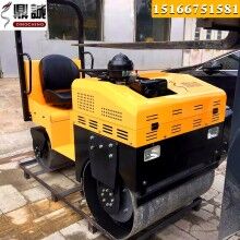 看成??！看1.5噸座駕式柴油壓路機 雙鋼輪壓路機 溝槽施工壓土機