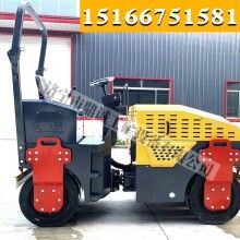 更光滑更好看雙膠輪靜碾壓路機(jī) 輪寬1.35米靜碾壓路機(jī) 8個膠輪壓土機(jī)