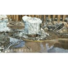 大型開采石頭機(jī)械巖石劈（分）裂機(jī)簡(jiǎn)介